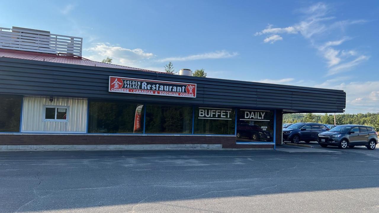 Lively Inn And Suites - Sudbury Naughton ภายนอก รูปภาพ